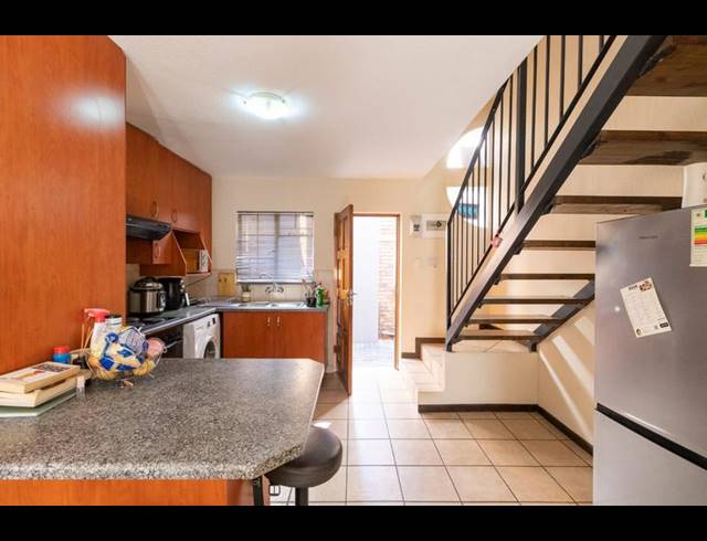 2 BEDROOM APARTMENT FOR SALE IN BIRCHLEIGH